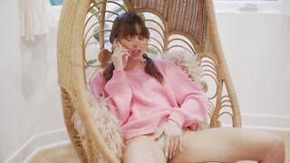 Интересно, от чего это ты так возбудилась?