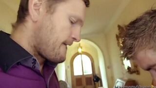 Крошке рвут девственную жопу хуями