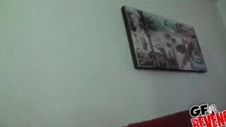 Препод натягивает на член двух студенток