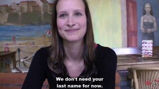 Заплатил денег и трахнул в публичном туалете