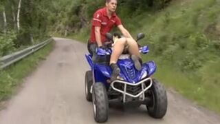 Они устраивали трах в очень интересных местах