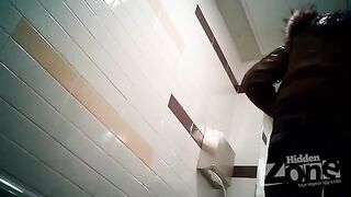 Камера в женском туалете