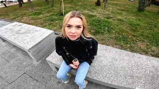 Спорим мой член в твоем ротике через три минуты будет!