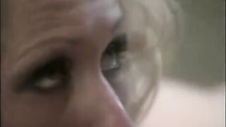 Нагнул раком белокурую бабу