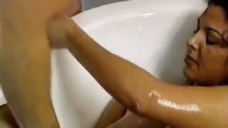 Жизнь превращает девку в блядь