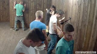 Место для общественных оргий