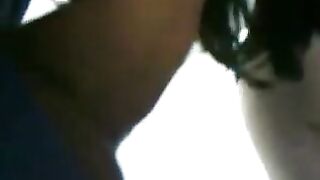 Домашнее порно втроем - семейной пары и соседа