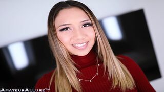 Ты меня так трахаешь, как будто я шлюха!