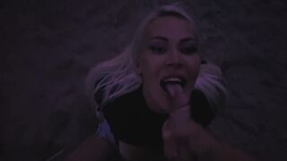 Тёмная ночь - это идеальное время чтобы слить на её язык