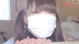 Брюнетка азиатка обожает сидеть на его лице