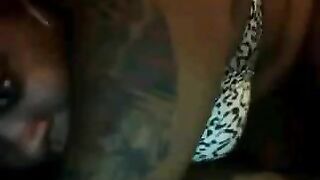 В чате старалась показать всем свою красивую попку