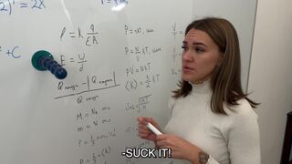 Вы что, меня шалавой что-ли считаете?